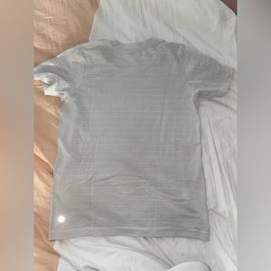 Lulu lemon Fitted breathable tee